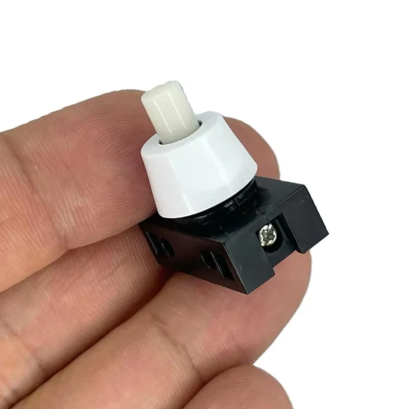 PBS-17A Comutator cu Buton Momentan ON-OFF 250V 2A PBS-17A Comutator cu Buton Momentan ON-OFF 250V 2A