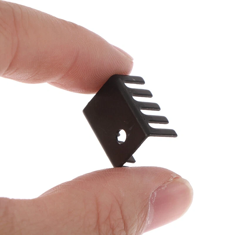 TO-220 Transistor - IC Heatsink 19x15x10 mm TO-220 Transistor - IC Heatsink 19x15x10 mm